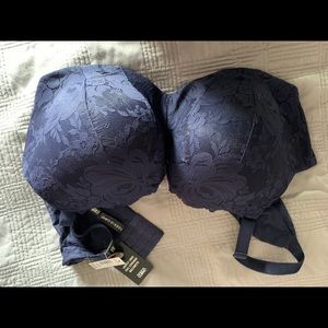 46DD Torrid Back Smoothing Bra.